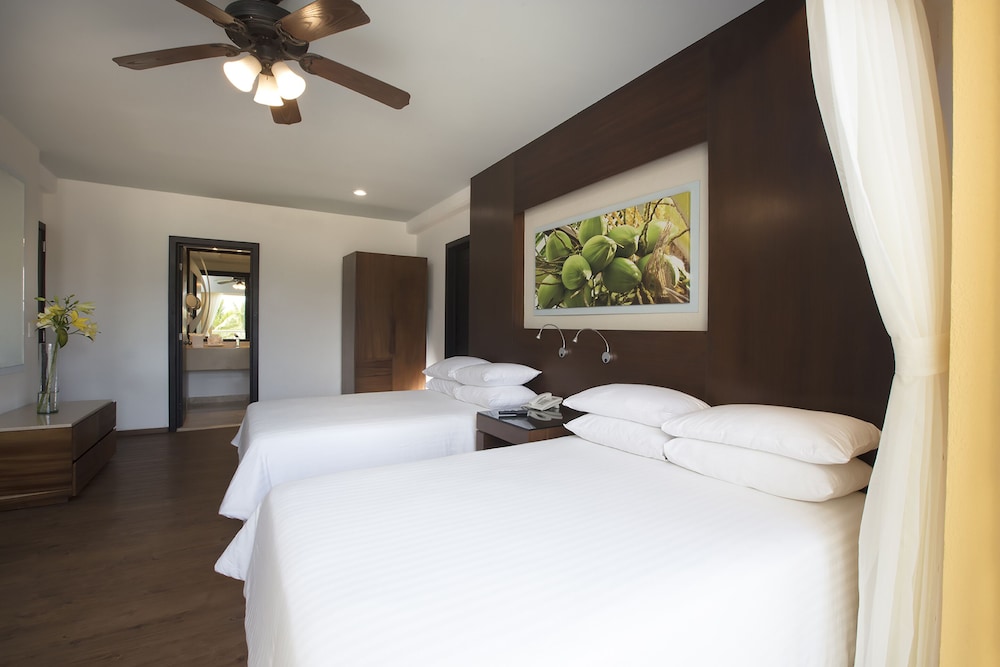 Krystal Grand Nuevo Vallarta – All Inclusive
