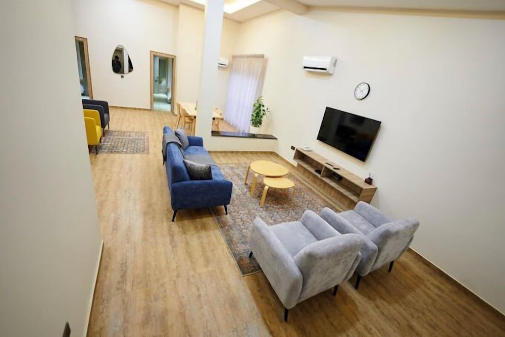 Green House Hotels and Apartments