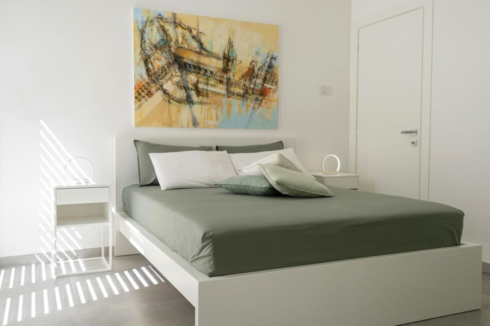 Addaura Marina Apartment by Wonderful Italy