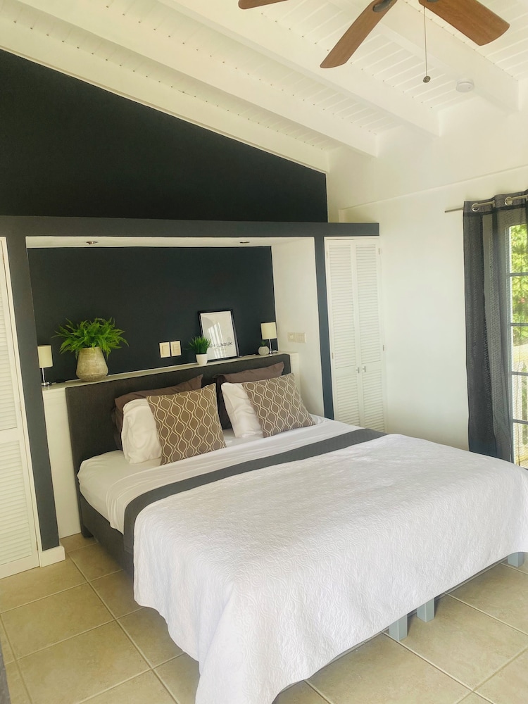 La Pura Vista Resort