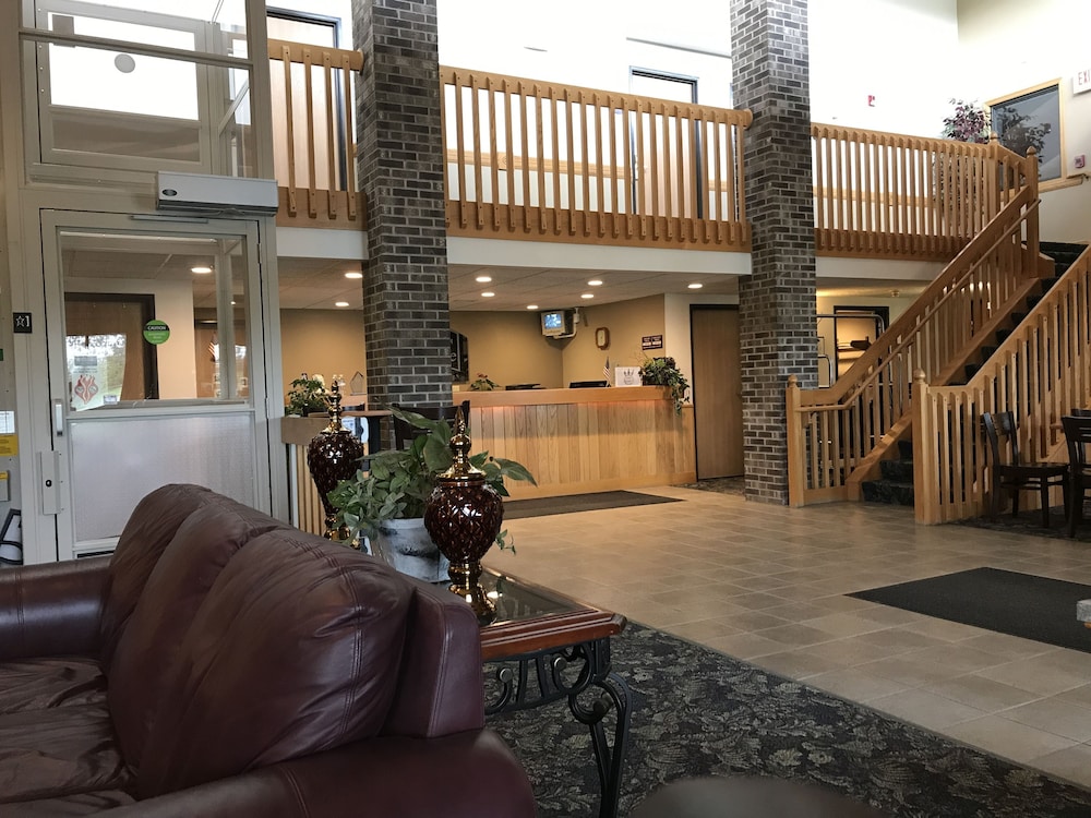 FairBridge Inn & Suites in Thorp, WI view 3