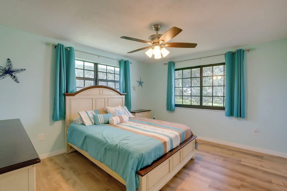 Heated Pool + Lanai: Peaceful Punta Gorda Stay