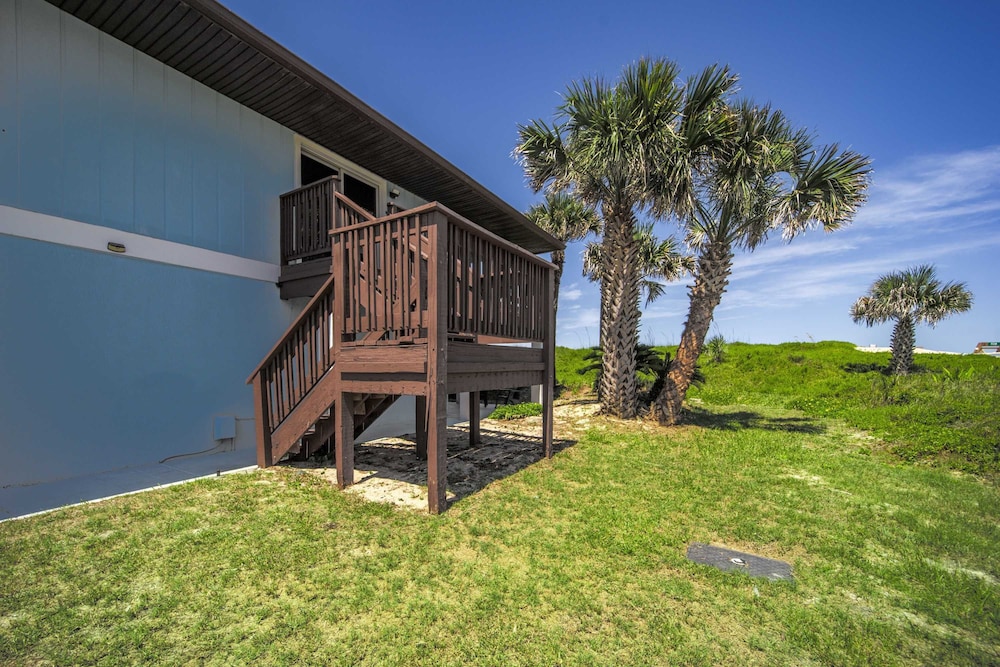 Oceanfront Steps to Sand Deck Pets Welcome