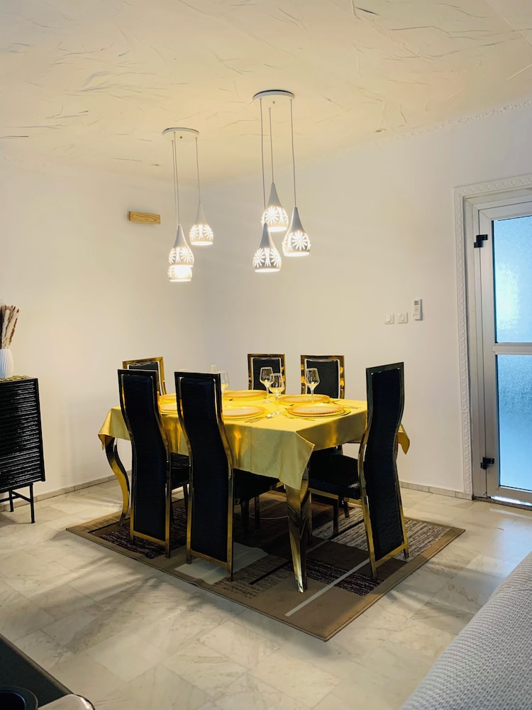 The Penthouse Essentials