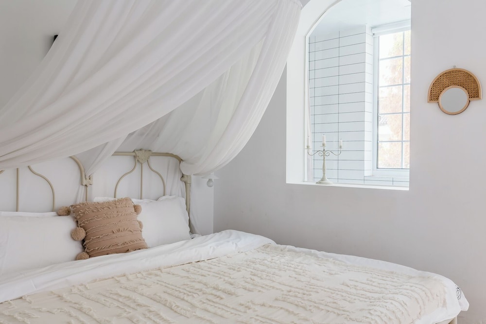 Shanghai Ruochu Designer Guesthouse-Near Shanghai Pudong Airport & Disneyland