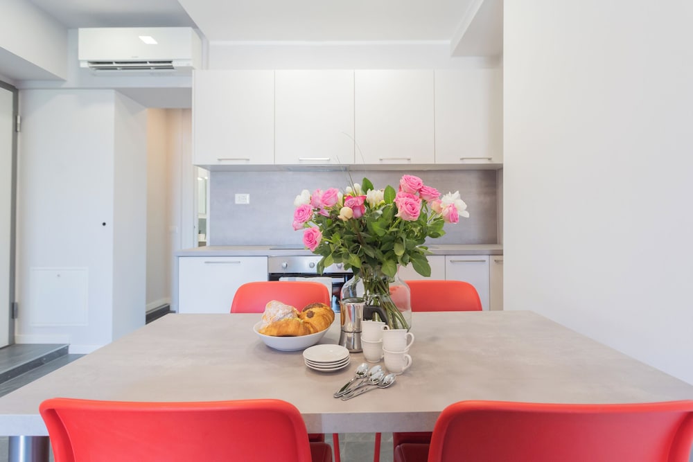 Sant'Agostino Apartments by Rent all Como