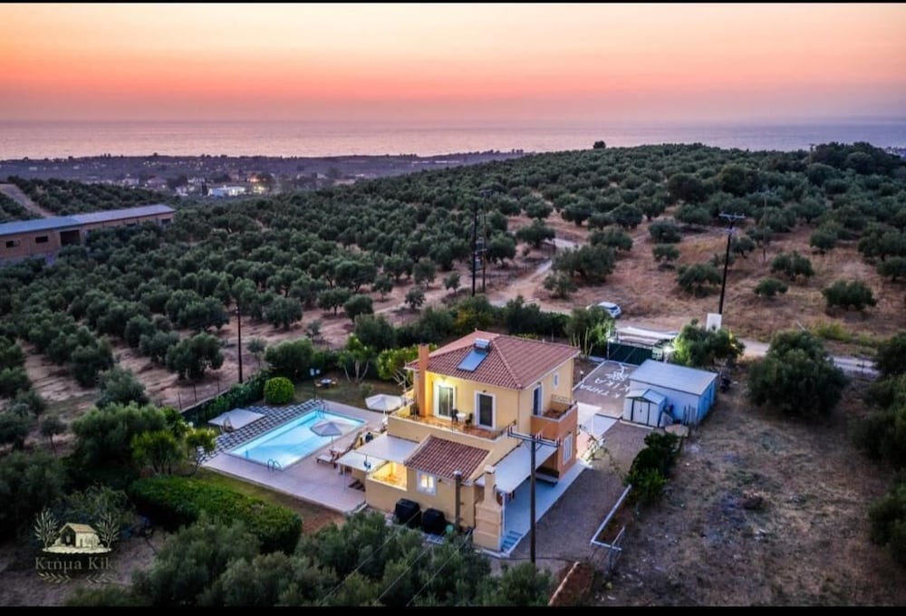 Ktima Kika - Private Pool Escape Tranquility