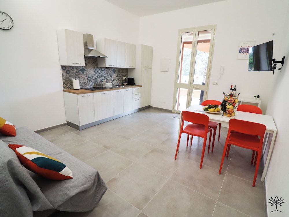 Radici Sicilian Holiday Home-b An Oasis of Relaxation in the Heart of Sicily