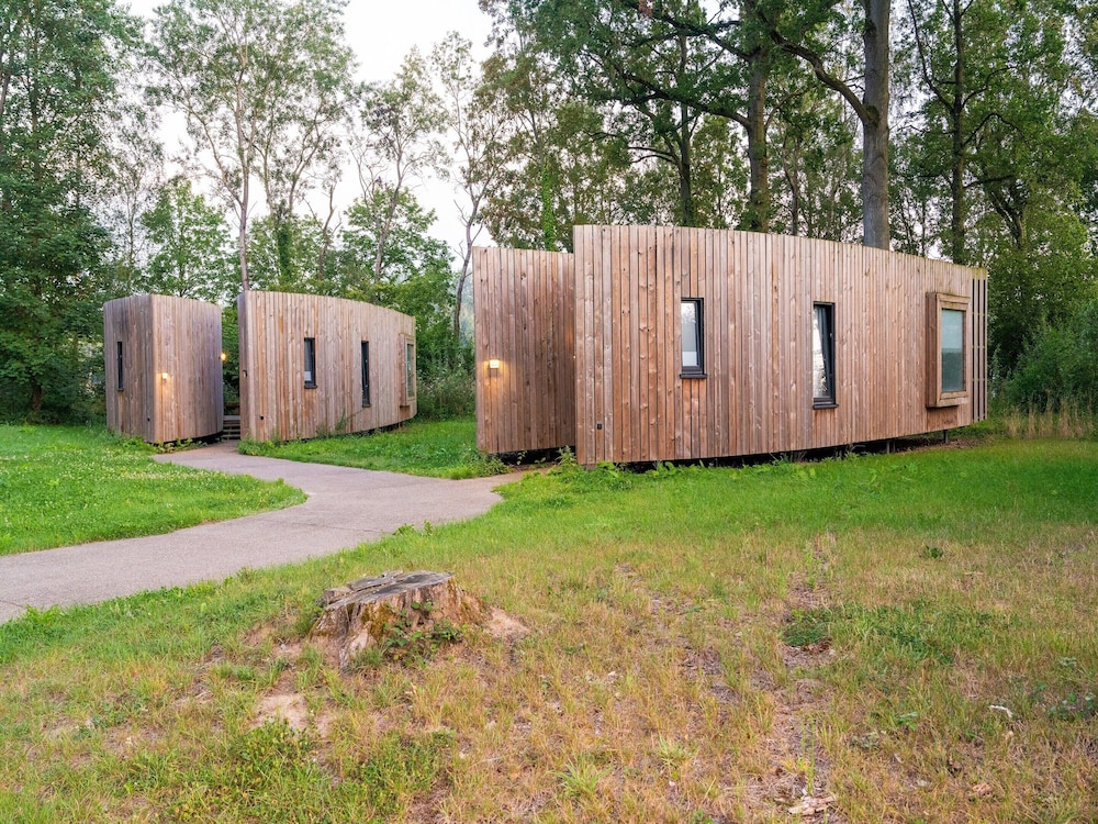 Serene Forest Getaway