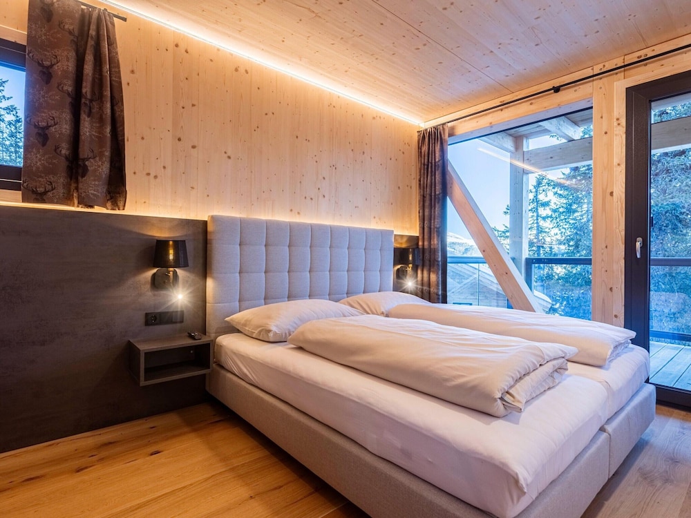 Amazing Chalet With Mountain Views