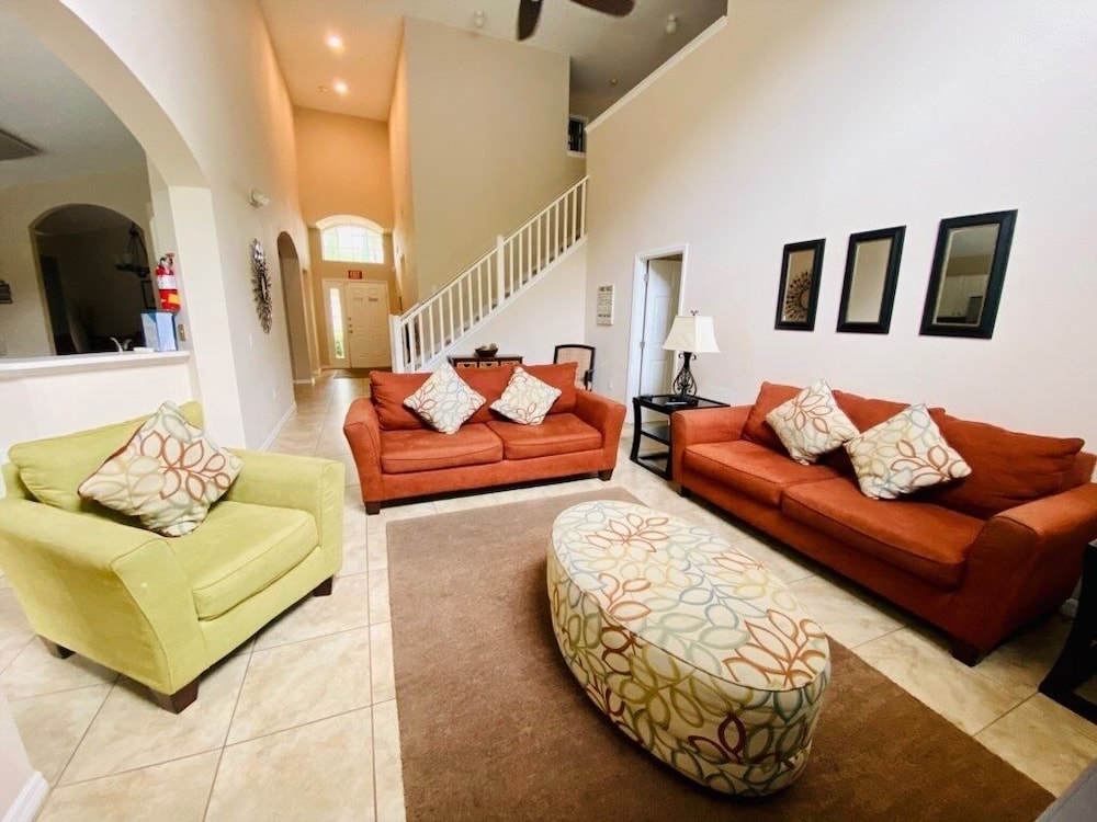 Golf Views By The Pool! Southern Dunes Golf Home 5 Bedroom Villa by RedAwning
