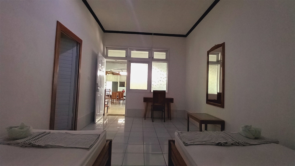 Hotel Bajo
