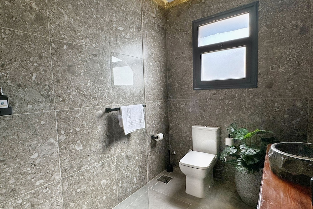 The Built-up 2 BDR Condo 15 min to CAI Airpt