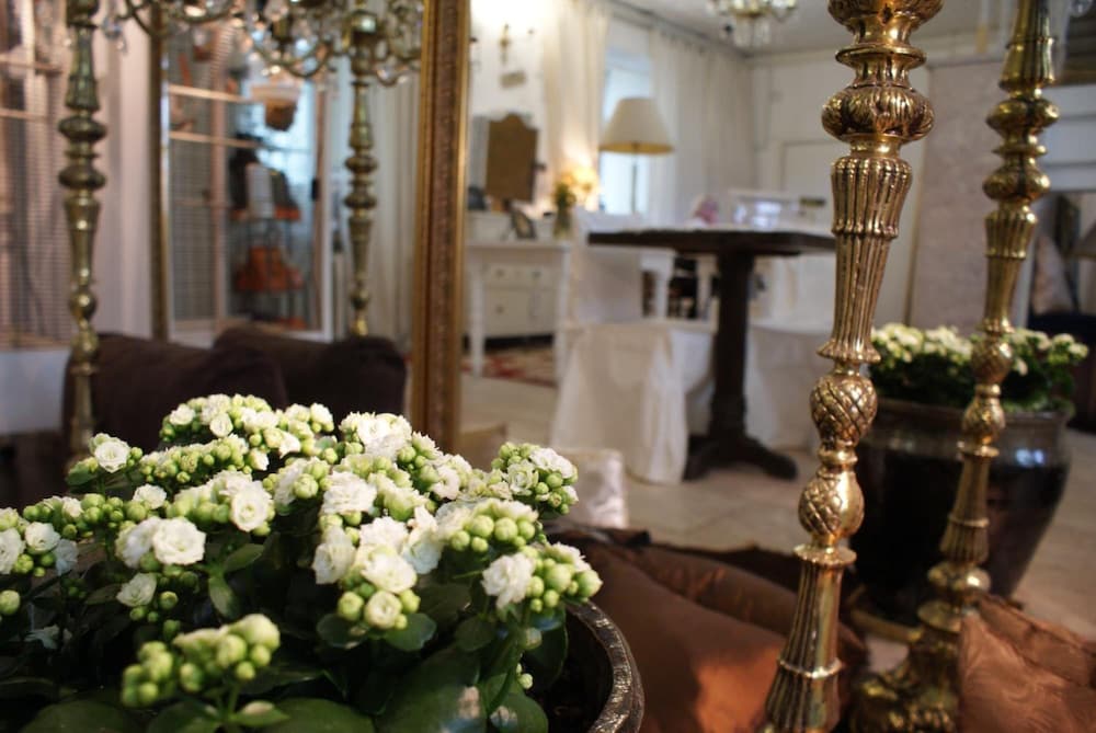Sverchkov 8 Hotel