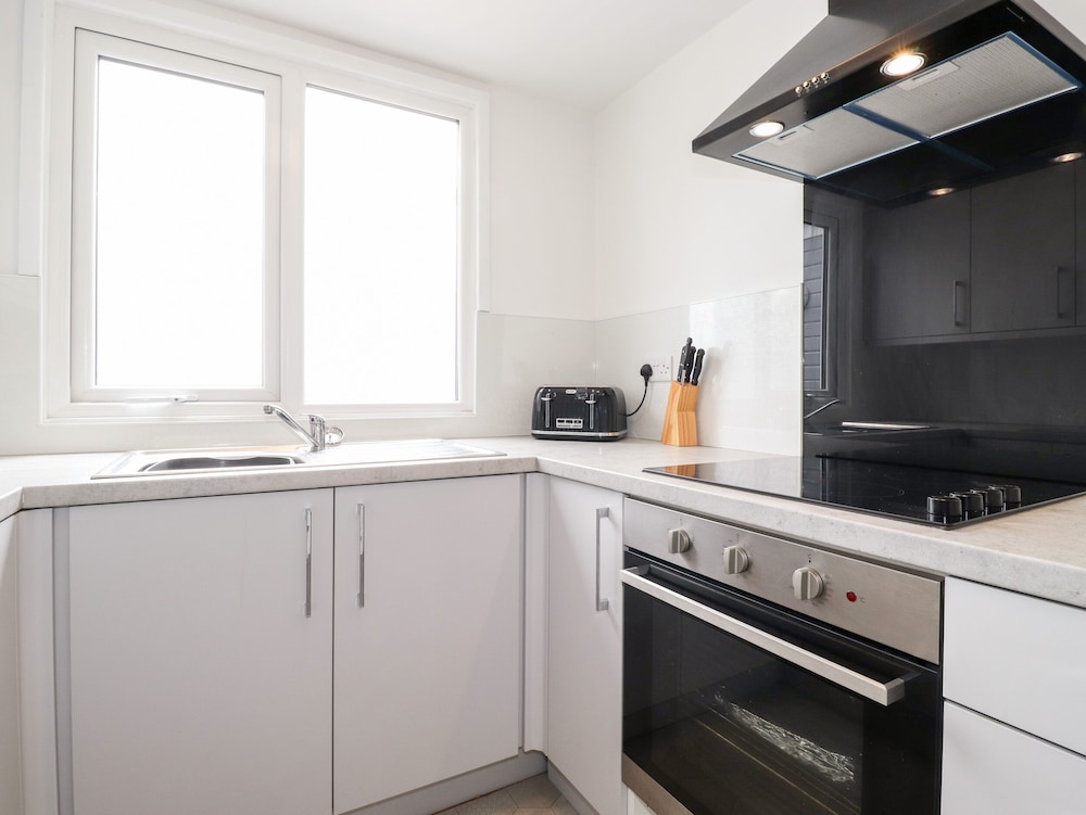 8 Seaview @ Bridlington Bay