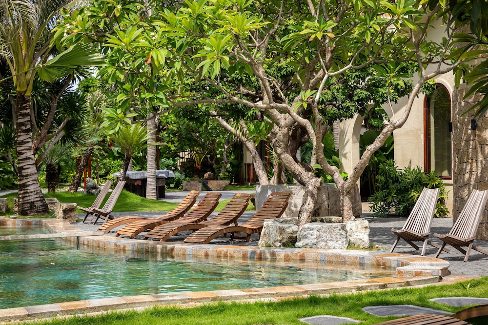 Sun Village Beach Resort