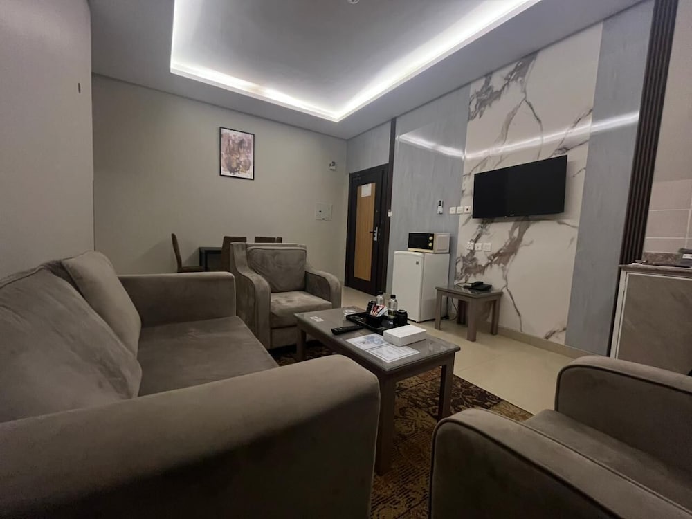 Afaq Suite suli
