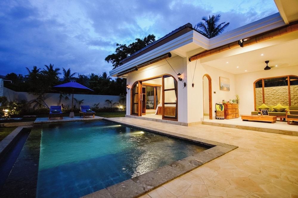 Bukti Garden Villa