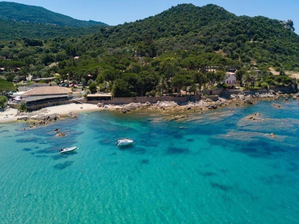 Chalet in Propriano Near Sandy Beaches