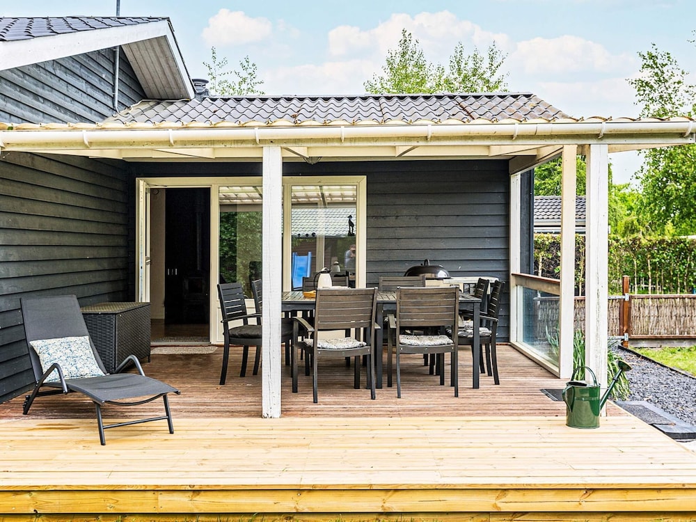 8 Person Holiday Home in Rodby