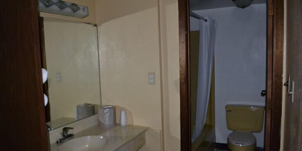 Budget Inn Motel Storm Lake - Property Image 12