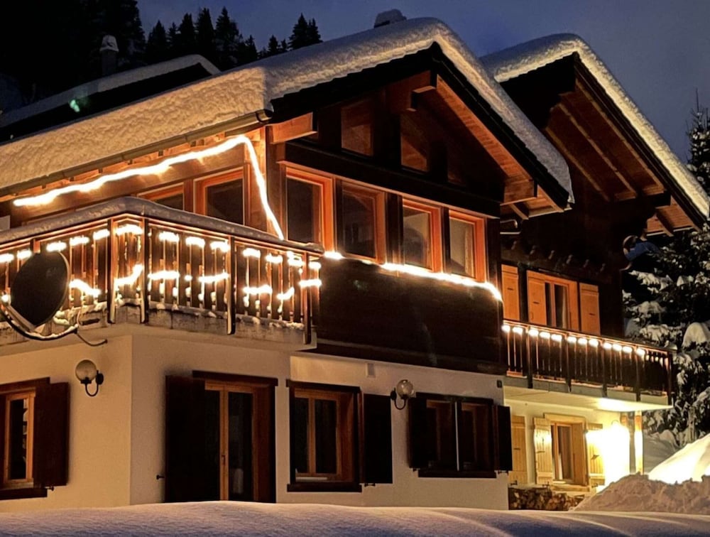 Beautiful Chalet in Le Bouveret With Garden