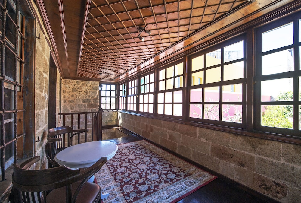 Saint Artemios Hotel and Oriental Suites