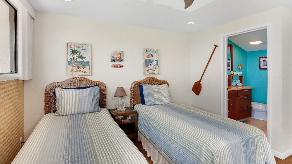 Upgraded 2BD Plus Loft - Amazing Golf & Ocean Views - In-unit AC - Vrkcv