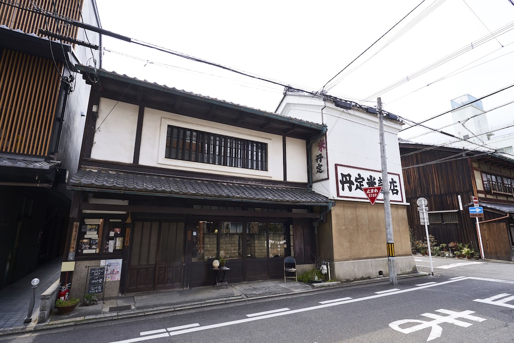Photo 12