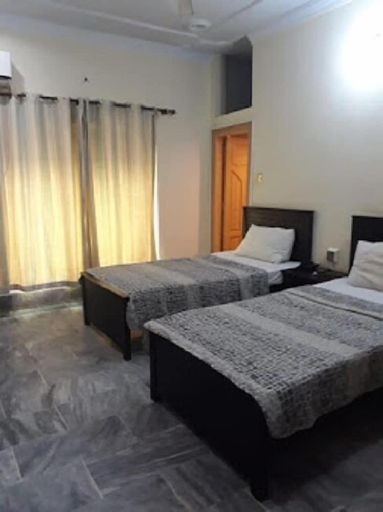 Al Reyan Guest House view 5