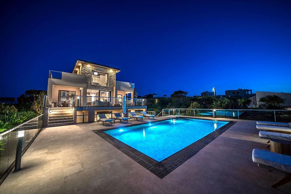 Tersanas Villas