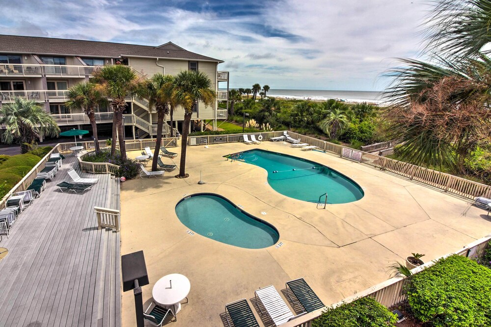 Oceanfront Hilton Head Island Condo w/ Pool Access view 2