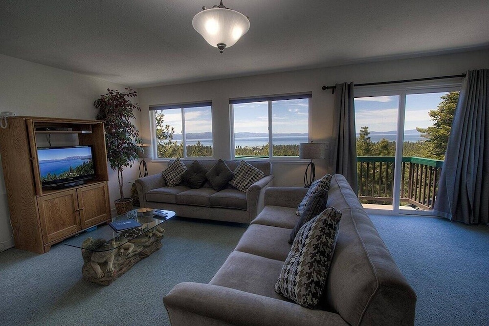 Hch1475 - Heavenly Lake View Retreat 5 Bedroom Home
