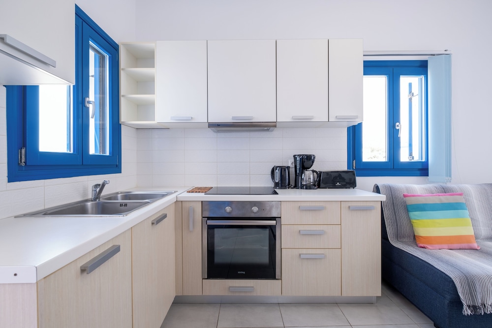 ADELPHI APARTMENTS