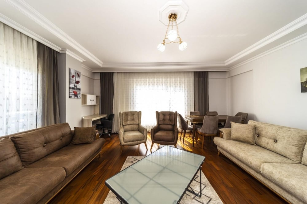 Flat With Sea View 5 Min to Beach in Antalya