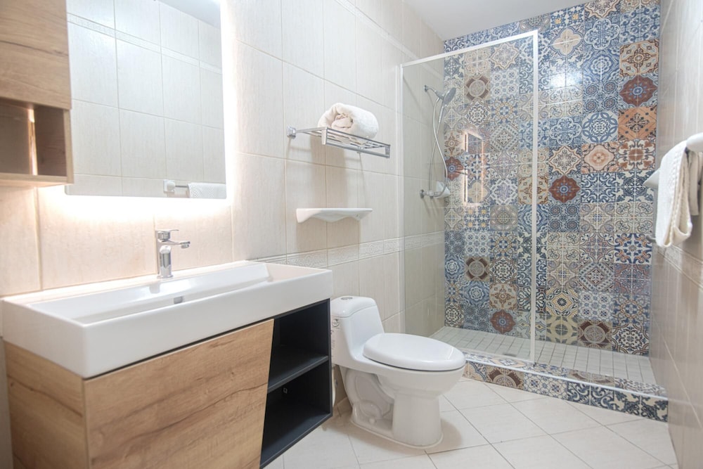 NEW Palma Real 5-F Suitable for 5 Persons