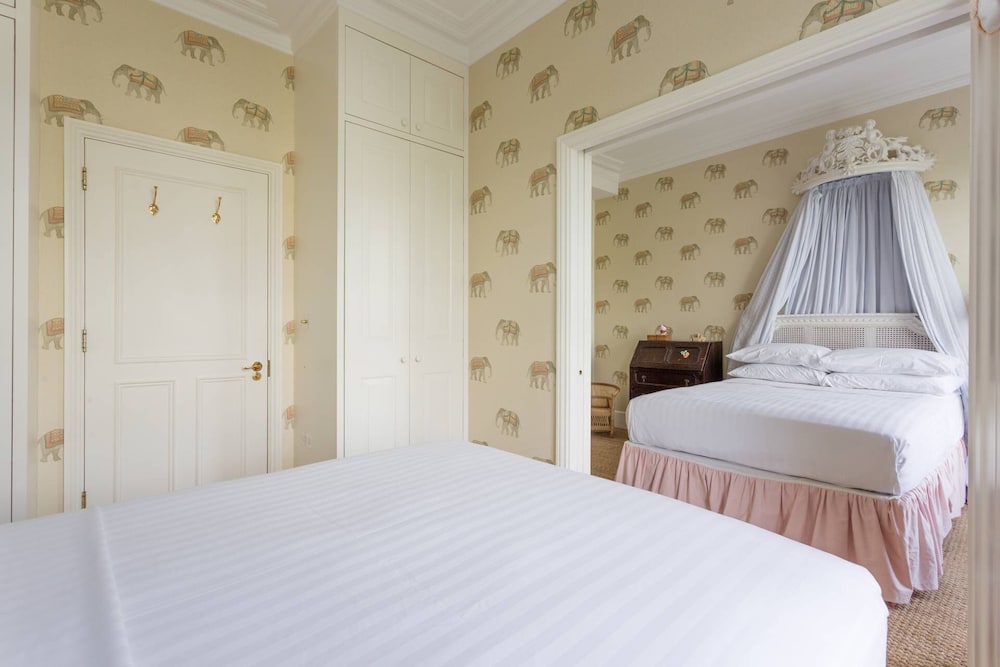 Brunswick Gardens II by Onefinestay