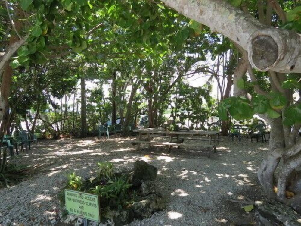 Ed & Ellens Lodging Key largo