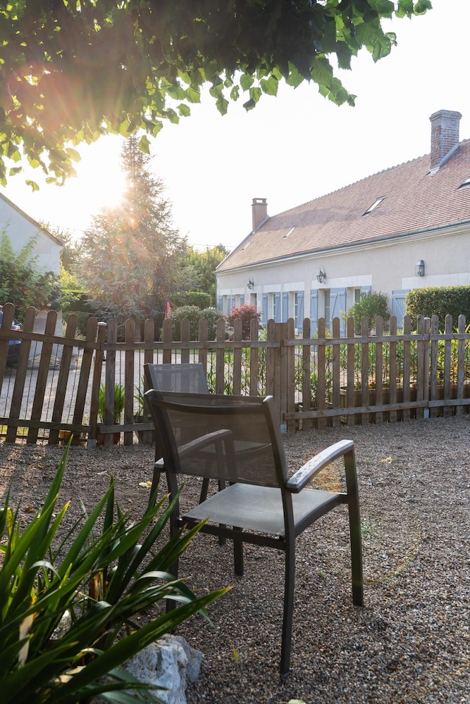 Le Clos de La Rousselière B&B view 5