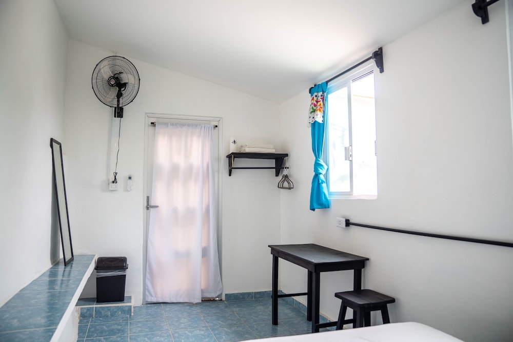 Hostel Oryx Tulum view 5
