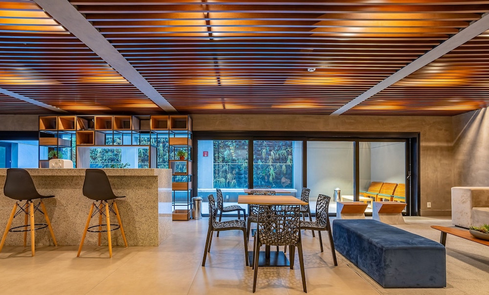 Beautiful Studio 270m Oscar Freire Subway Coe0406