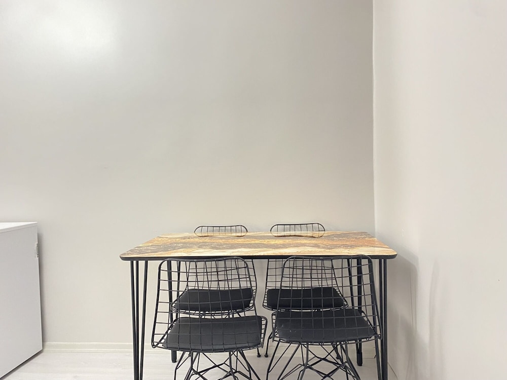 Cozy Studio Flat 1 min to Trump Mall in Sisli