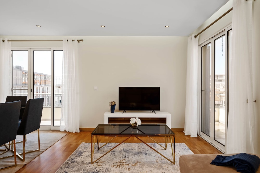 Penthouse Prestige by Madeira Sun Travel
