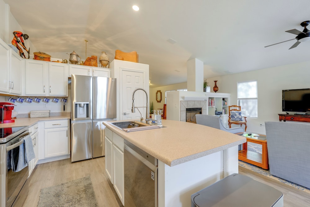 4 Mi to Usery Mtn: Relaxing Retreat in Mesa!