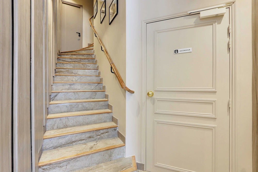 Chic Apartment - 2br/6p - Roquette