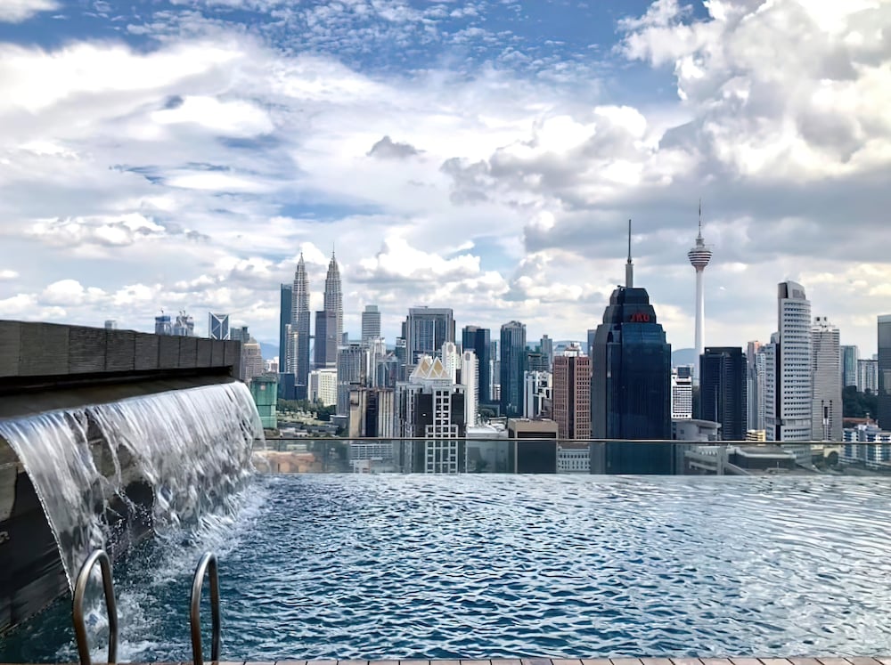 Regalia Residence KL Infinity Pool