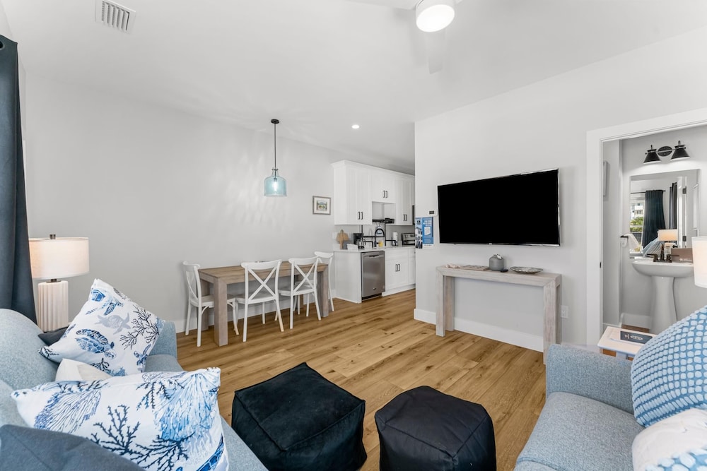 Cape Cottages by Panhandle Getaways