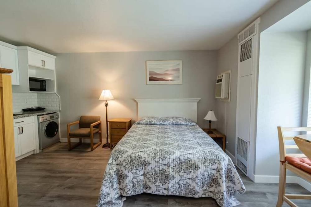 Prospector Condos by Park City Vacations view 2