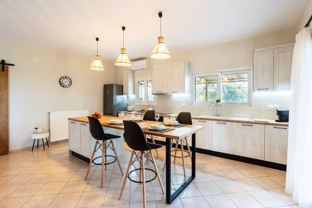 Aelia Guesthouse - Olive Grove Retreat