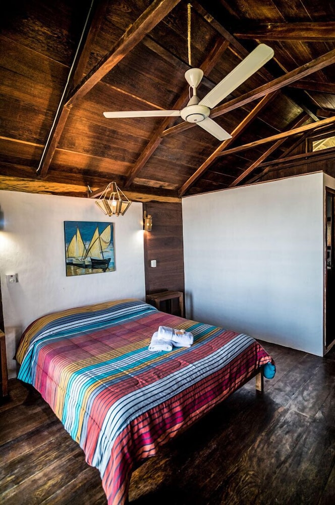 Cuna Luna Hosteria
